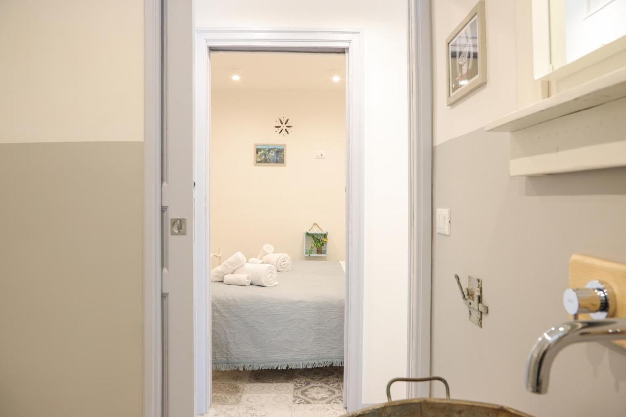 Dimora Adoa Apartment Фазано Екстериор снимка