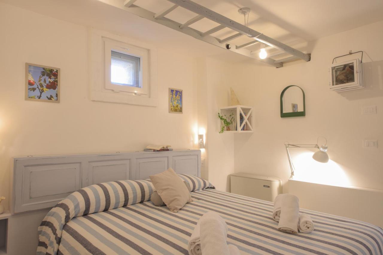 Dimora Adoa Apartment Фазано Екстериор снимка